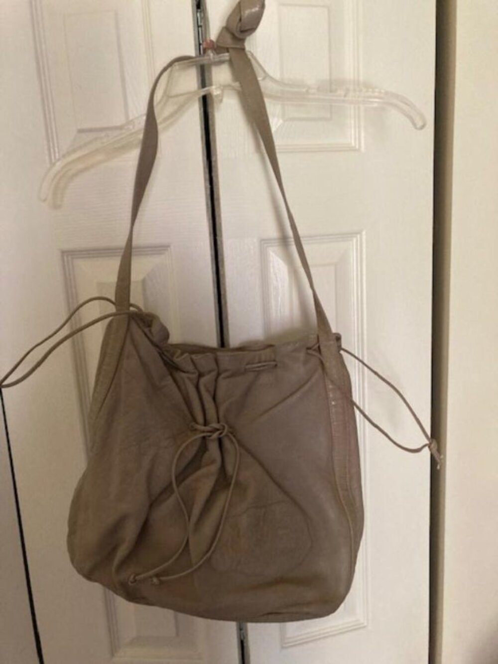 Leather handbag
